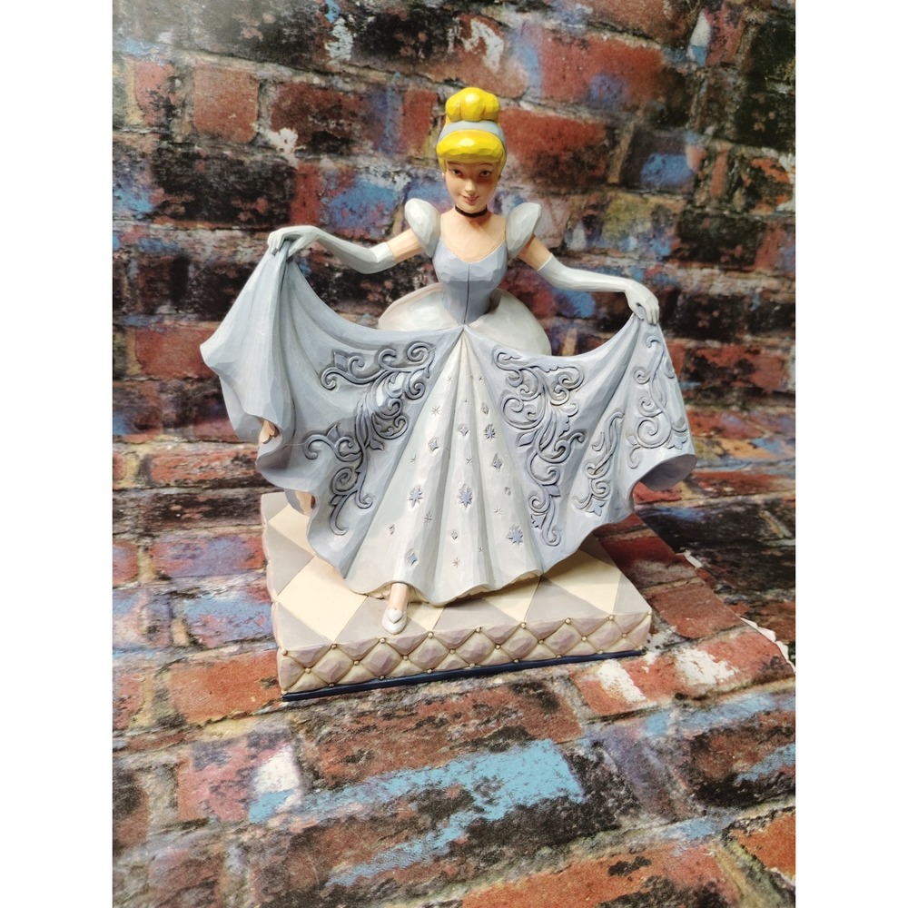 Disney Jim Shore A Wonderful Dream Come True Cinderella Transformation Figurine